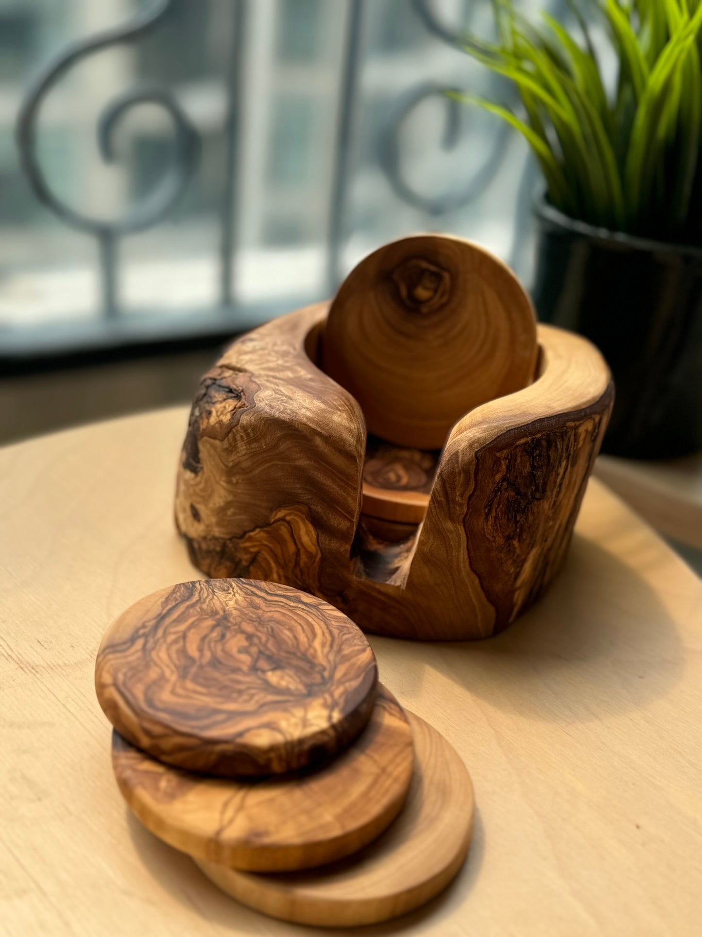 Qartaj Olivewood Bark Coaster Set
