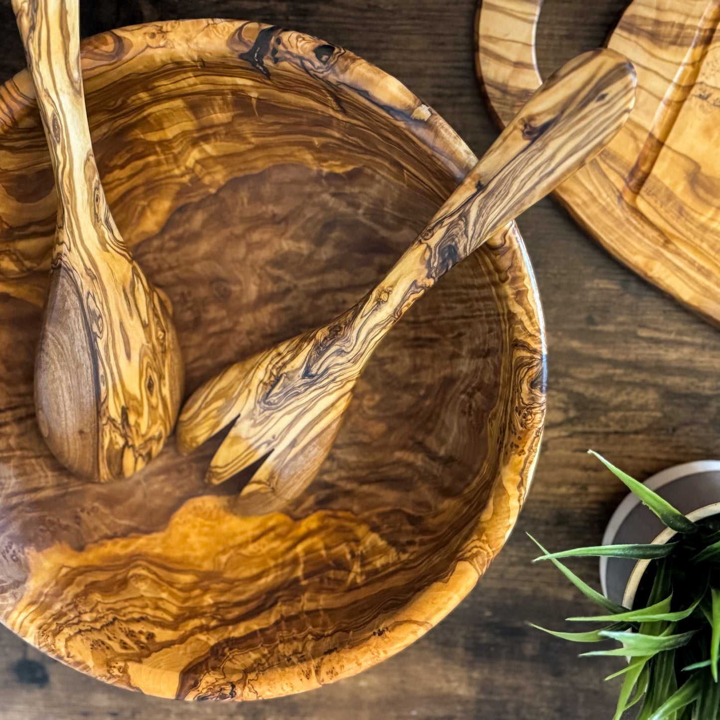 Qartaj Olivewood Salad Serving Duo (12")