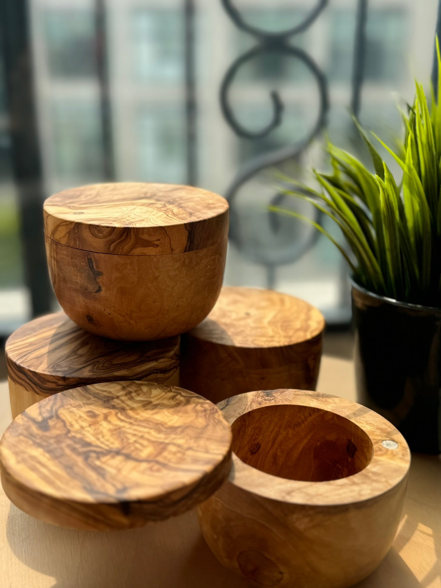 Qartaj Olivewood Salt Cellar with Magnetic lid